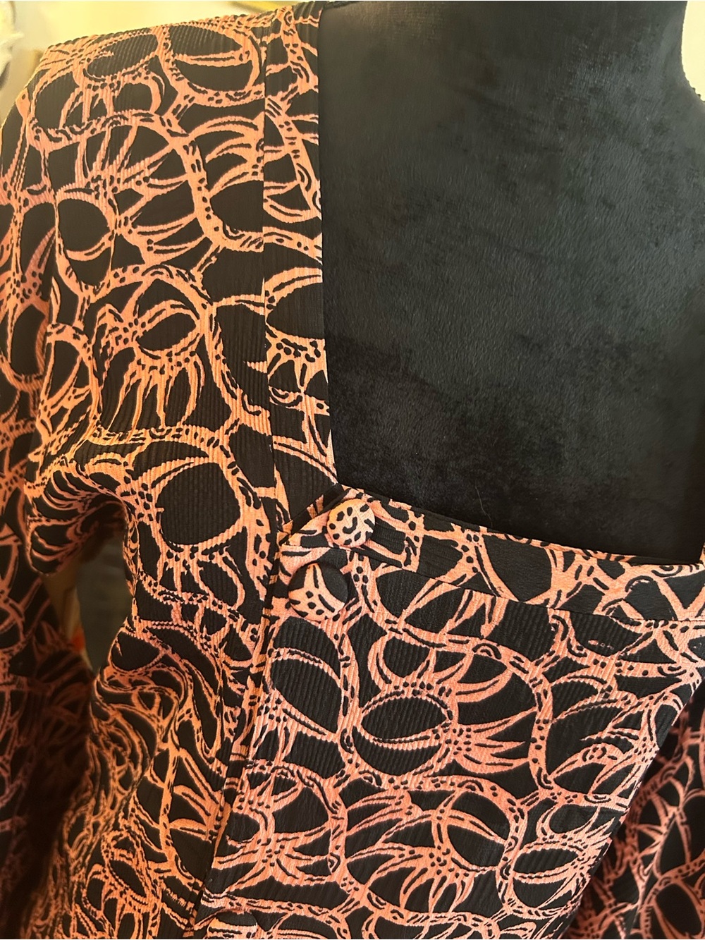 Pink and Black Kimono Plisse blouse - Picture 5 of 5
